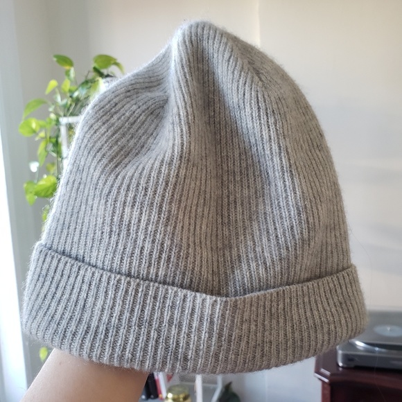 Cashmere Light Grey Beanie Hat | Poshmark